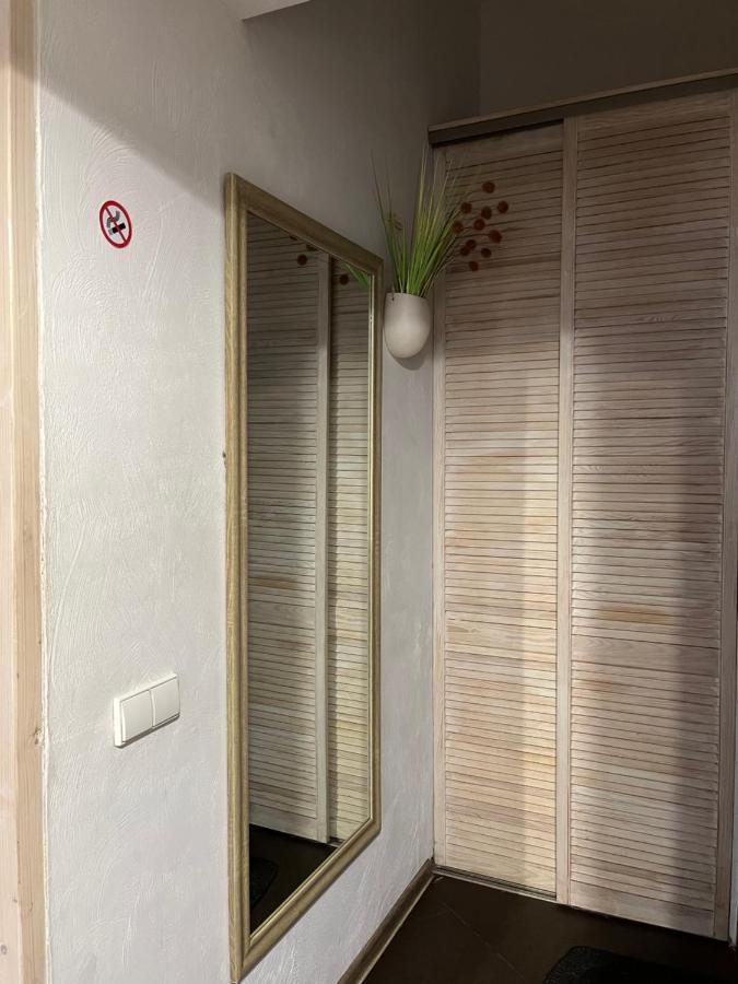 Dp Art 4 Old Town Self Check In Apartment Kaunas Exterior photo